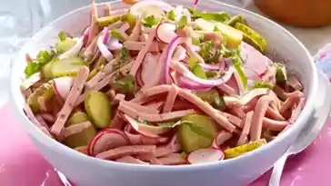 Fixer Leberkäs’ Salat
