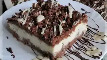 Geraspelte Quark-Kokos-Schnitten