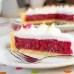 Himbeer-Baiser-Torte