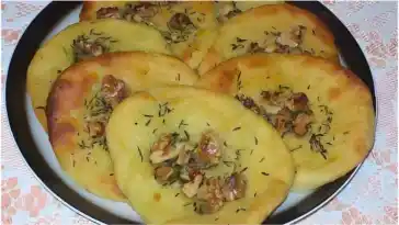 Irische Kartoffelfladen mit Walnüssen