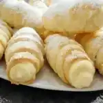 Italienische Cannoncini mit Puddingcreme