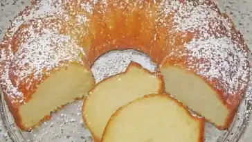 Joghurt Zitronen Gugelhupf