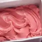 Joghurt- und Erdbeereis mit dem Thermomix