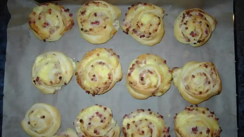 Käse-Schinken-Schnecken