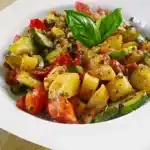 Kartoffel-Paprika-Zucchini-Topf