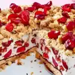 Kirschtorte mit Streuseln