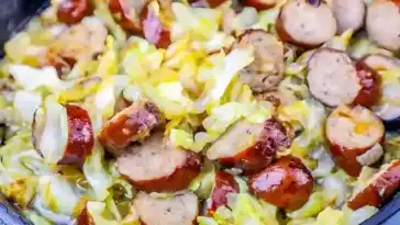 Kohl mit Dampfwürsten im Thermomix
