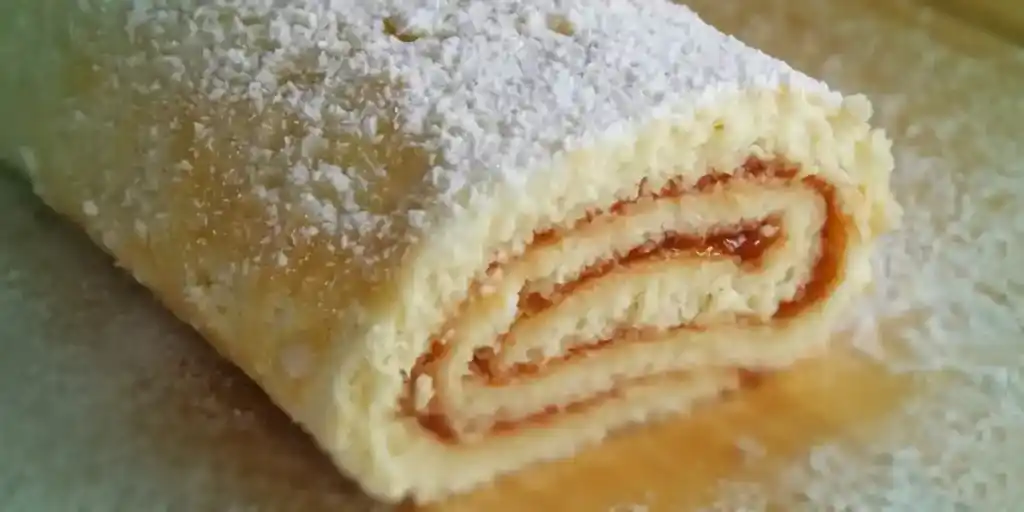 Low Carb Biskuitroulade