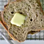 Low Carb Brot mit Sesammehl