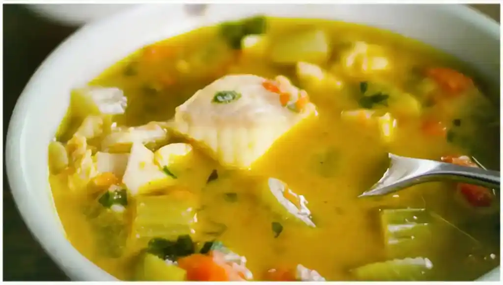 Low Carb Gemüsecurry mit Lachs
