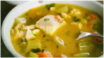 Low Carb Gemüsecurry mit Lachs