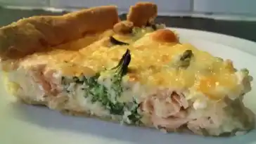 Low Carb brokkoli lachs quiche ohne boden logi