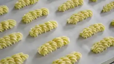 Marzipan Spritzgebäck, schön mürbe und sehr lecker!