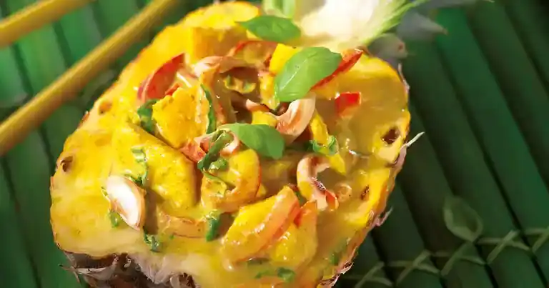 Ananas-paprika-curry in kokosmilch