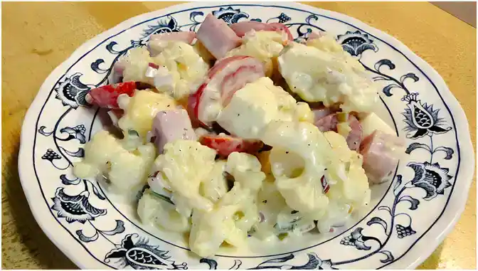 Blumenkohl-Schinken-Salat