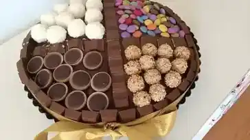 Candy Cake – ein amerikanischer Kuchen mit Süßigkeiten