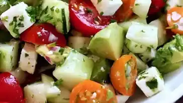 Dieser köstliche Salat entbläht den Bauch und lässt Sie Gewicht verlieren