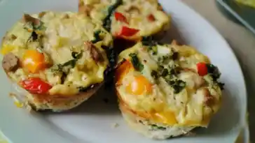 Eier Muffins mit Gemüse