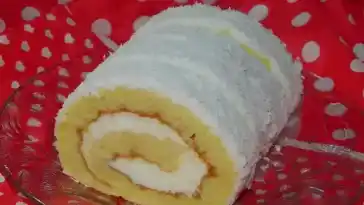 Eine einfache Kokos Biskuitrolle waifu2x 2x jpg
