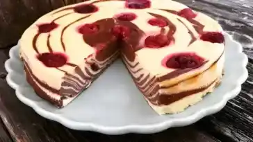 FITNESS REZEPT Quarkkuchen ohne Mehl und ohne Zucker