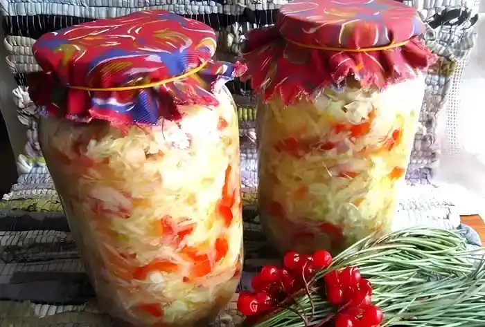 Fantastischer marinierter Weißkohlsalat