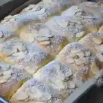 Fluffige Buchteln mit Quarkfüllung