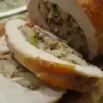 Gefüllte Putenbrust mit Gemüse