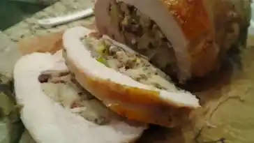 Gefüllte Putenbrust mit Gemüse
