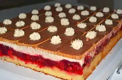 Himbeer-Keks-Schnitten