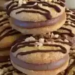 Kekse gefüllt mit Nutella und Creme