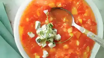 Melonen Kaltschale und Pfirsich Rezept