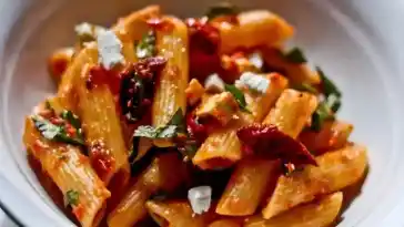 Penne mit Tomaten und Ricotta Rezept WW