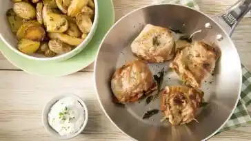 Salbei-Schnitzelchen mit Ofenkartoffeln