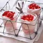 Schnelle Erdbeermousse