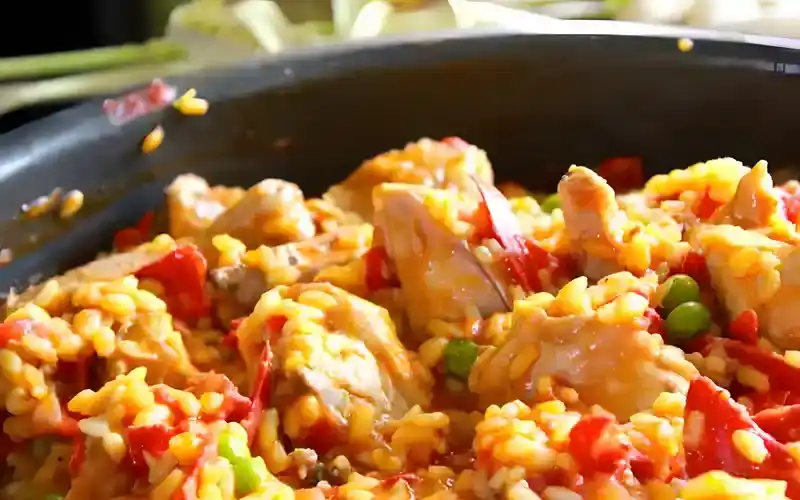Schnelle Hühnerpaella mit Cookeo