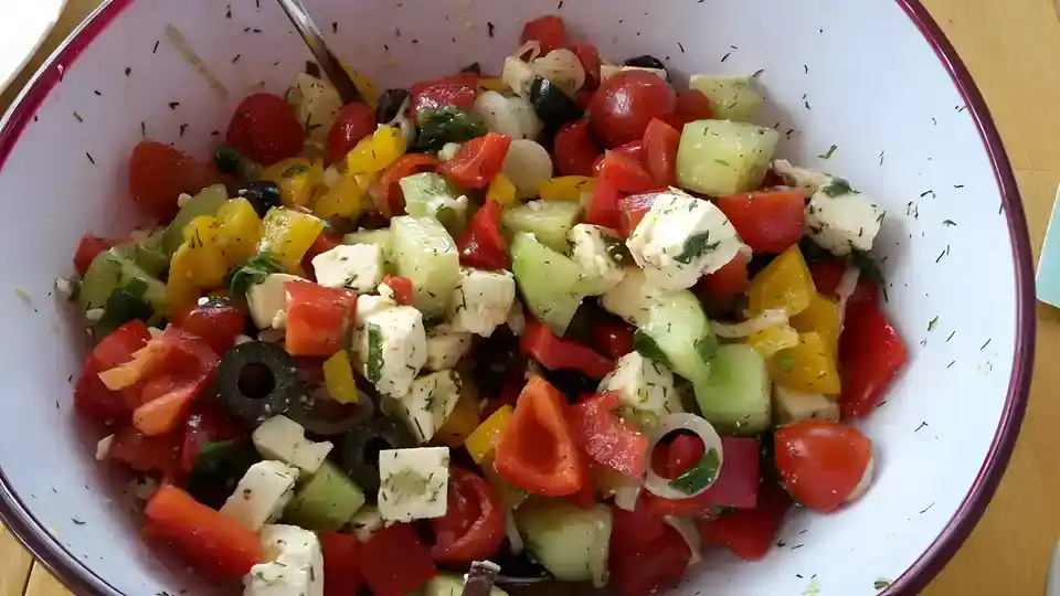 Sommerlicher Salat super zum Grillen
