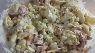 Tortellini Salat mit Joghurt Creme