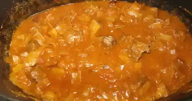 Weißkohlgulasch