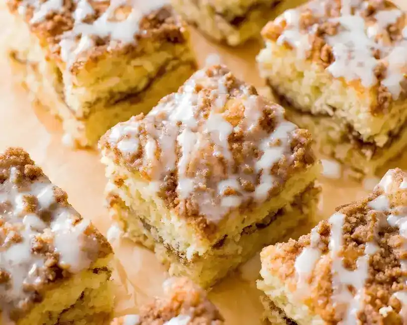 Altmodischer Sauerrahm-Kaffee-Kuchen