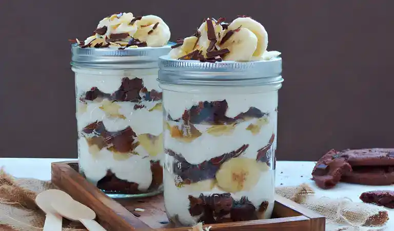 BANANA SPLIT IM GLAS