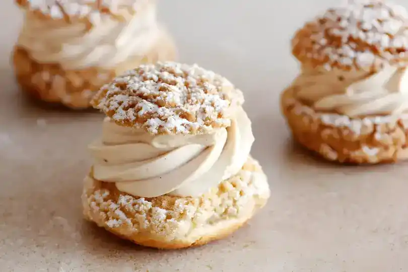 Chantilly Brandteig und Schokoladenganache