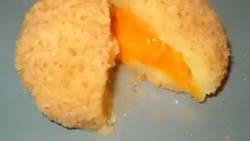 Die einfachsten Obstknödel aus Quarkteig
