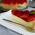 Erdbeer Käsekuchen Schnitten