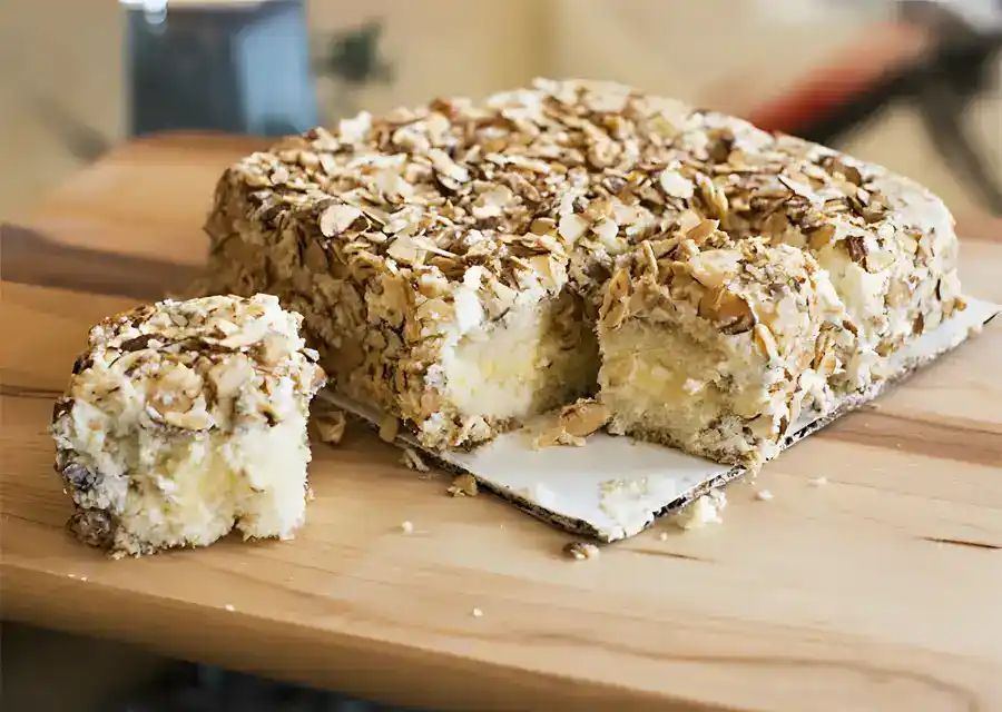 Gebrannte-Mandel-Kuchen