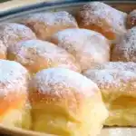 Hefeteigbuchteln mit Quarkfüllung
