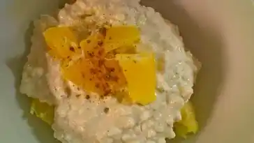 Hüttenkäse-Orangendessert