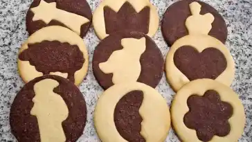 Kakaoplätzchen mit weihnachtlichen Gewürzen