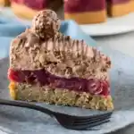 Rocher Torte mit Kirschen W2xEX 2x png