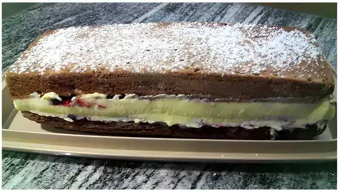 Schokoschnitte mit Vanille-Creme