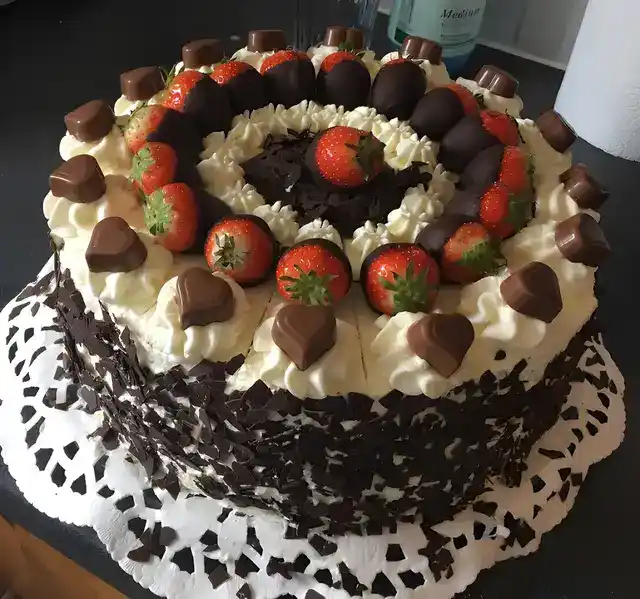 Schwarzwälder Erdbeertorte